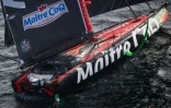 Le skippeur français Yannick Bestaven navigue sur son monocoque Imoca 60 "Maître Coq V" après le départ de la 10e édition du Vendée Globe, course à la voile en solitaire autour du monde, au large des Sables-d'Olonne, le 10 novembre 2024