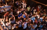 Des supporters de l'Argentine à Moscou dans un bar proche du Kremlin le 17 juin 2018 lors du Mondial
