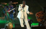 Le chanteur guinéen Mory Kanté en concert au festival international de Carthage en Tunisie le 14 juillet 2010