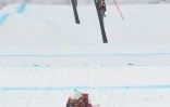 La Canadienne Kelsey Serwa (C) remporte la médaille d'or devant sa compatriote Brittany Phelan (au dessus) aux JO de Pyeongchang le 23 février 2018