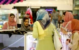 Shopping d'Iraniennes dans un centre commercial sur l'île de Kish, le 1er novembre 2016