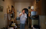 Antonio Melo dans son appartement du quartier Alfama Ă Lisbonne, le 29 juin 2016