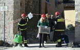 Des secouristes à Norcia, dans le centre de l'Italie, le 31 octobre 2016