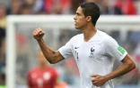 Le défenseur français Raphaël Varane ouvre la marque face à l'Uruguay en quarts de finale du Mondial le 6 juillet 2018