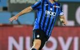 Le milieu néerlandais de l'Atalanta Marten de Roon contre Brescia, le 14 juillet 2020 à Bergame