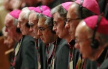 Quelque 300 évêques américains écoutent le pape à la cathédrale St Matthew de Washington, le 23 septembre 2015