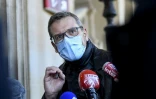 Me Thibault de Montbrial, conseil de l'une des victimes, arrive au palais de justice de Paris le 2 mars 2021 pour le procès en appel de 13 jeunes accusés d'avoir blessé quatre policiers en leur jetant des cocktails Molotov en 2016