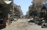 Un marché détruit  à Maaret al-Noomane, dans la province syrienne d'Idleb, après des frappes le 19 avril 2016