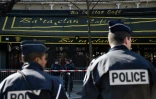Des policiers devant le Bataclan le 17 mars 2016