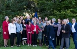 la présidente de la Commission européenne Ursula von der Leyen et les membres de la Commission, avant "la photo de famille" à Genval (Belgique) le 12 septembre 2019