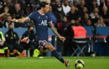 L'ailier argentin du PSG Angel Di Maria contre l'Olympique Lyonnais au Parc des Princes, le 19 septembre 2021 