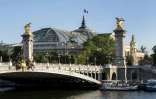 Une vue de la nef du Grand Palais à Paris, alors que le bâtiment est fermé pour quatre ans de travaux de rénovation, le 17 juillet 2023