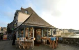 Une boutique sur le pont Rohan, à Landerneau, le 15 octobre 2021