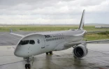 Le premier Airbus A220-300 lors de son inauguration dans les locaux d'Air France à l'aéroport de Roissy-Charles-de-Gaulle, le 29 septembre 2021