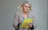 La ministre de la Santé Stéphanie Rist quitte le palais de l'Elysée après le conseil des ministres le 22 octobre 2025 à Paris