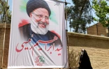 Un portrait du chef ultraconservateur de l'Autorité judiciaire, Ebrahim Raïssi, candidat à la présidentielle iranienne, le 29 mai 2021 dans une rue de à Téhéran