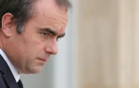 Le Premier ministre Sébastien Lecornu sortant de l'Elysée, à Paris le 10 septembre 2026.