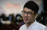 Nathan Law, du parti Demosisto, parle à la presse après sa victoire aux législatives, le 5 septembre 2016 à Hong Kong