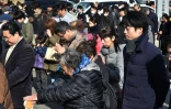 Une minute de silence observée par les Japonais le 11 mars 2017 à Natori  