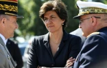Sylvie Goulard assiste à une cérémonie marquant l'anniversaire de l'Appel du Général de Gaulle le 18 juin 2017 à Suresnes
