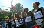 14 juillet 2003 - Les intermittents du spectacle ont clôturé le défilé militaire à Saint-Denis