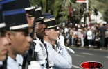 Image du défilé du 14 juillet 2005 sur le Barachois à Saint-Denis