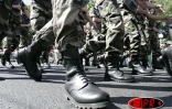 Image du défilé du 14 juillet 2005 sur le Barachois à Saint-Denis