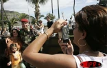 Image du défilé du 14 juillet 2005 sur le Barachois à Saint-Denis