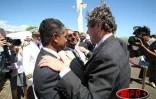 Samedi 18 mars 2006 - 
Jean-Louis Debré, président de l'Assemblée nationale et François Baroin, ministre de l'Outremer, en visite à La Réunion