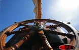 Décembre 2006 - Détail de &quot;la Boudeuse&quot;. En escale à La Réunion, le voilier fait le tour du monde avec 25 aventuriers à bord