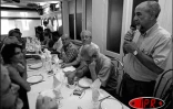(debout) Christophe Payet, député-maire socialiste de Petite-Île, Henri Emmanuelli (PS national), Claude Hoarau, dirigeant du parti communiste réunionnais et Wilfrid Bertil