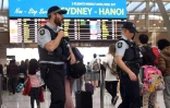 La police surveille l'aéroport de Sydney le 30 juillet 2017 en Australie
