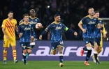 La joie de l'attaquant de Naples Lorenzo Insigne, après avoir réduit le score (2-1) sur pénalty face au FC Barcelone, lors du match de barrages retour de la Ligue Europa, le 24 février 2022 au Stade Diego Armando Maradona