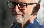 L'ex chef du Parti travailliste britannique Jeremy Corbyn quittant son domicile à Londres le 18 novembre 2020