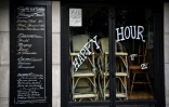 Un bar restaurant fermé le 22 avril 2020 à Paris