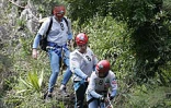 Dimanche 15 mai 2005 -

Les concurrents du Raid Réunion d'Aventures ont traversé le cirque de Cilaos