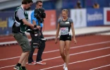 La Russe Yuliya Stepanova se blesse lors de la finale du 800 m à l'Euro d'athlétisme à Amsterdam, le 6 juillet 2016