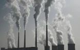 Les petits pays réclament aussi le paiement de réparations aux pollueurs historiques, une demande inacceptable pour la plupart des pays riches