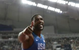Le sprinteur américain Justin Gatlin après la victoire du relais 4x100 m des Mondiaux d'athlétisme le 5 octobre 2019 à Doha