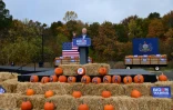 Le candidat démocrate à la présidentielle américaine Joe Biden lors d'un meeting drive-in dans le comté de Bucks en Pennsylvanie, samedi 24 octobre 2020