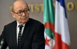 Le chef de la diplomatie française Jean-Yves Le Drian à Alger le 13 juin 2017