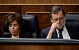 Le Premier ministre espagnol Mariano Rajoy et la vice-présidente du gouvernement Soraya Saenz de Santamaria, le 11 octobre 2017 au Parlement à Madrid