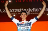 Damiano Cima sur le podium après sa victoire dans la 18e étape du Giro, le 30 mai 2019 à Santa Maria di Sala 