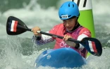 Le Français Titouan Castryck lors de son 8e de finale de l'épreuve de kayak cross des JO-2024 à Vaires-sur-Marne, le 4 août 2024