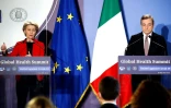 La présidente de la Commission européenne Ursula von der Leyen, à gauche et le Premier ministre italien Mario Draghi à Rome le 21 mai 2021