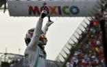 Le Britannique Lewis Hamilton (Mercedes) vainqueur du GP du Mexique, le 27 octobre 2019 Ă Mexico