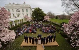 Le président américain Donald Trump s'exprime lors d'une conférence de presse dans les jardins de la Maison Blanche, le 13 mars 2020

