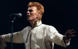 David Bowie sur scène au Parc des Princes, le 14 juin 1997