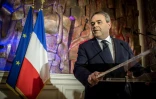 Xavier Bertrand lors de son allocution au soir du second tour des régionales le 13 décembre 2015 à Saint-Quentin