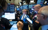 Des traders à la Bourse de New York, en novembre 2019 à Wall Street